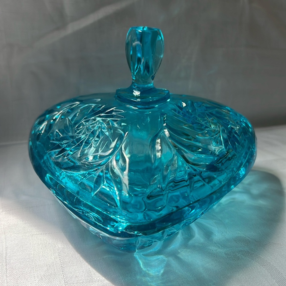 Vintage Hazel Atlas Pinwheel Glass Turquoise Aqua Triangle Shape Lidded Dish